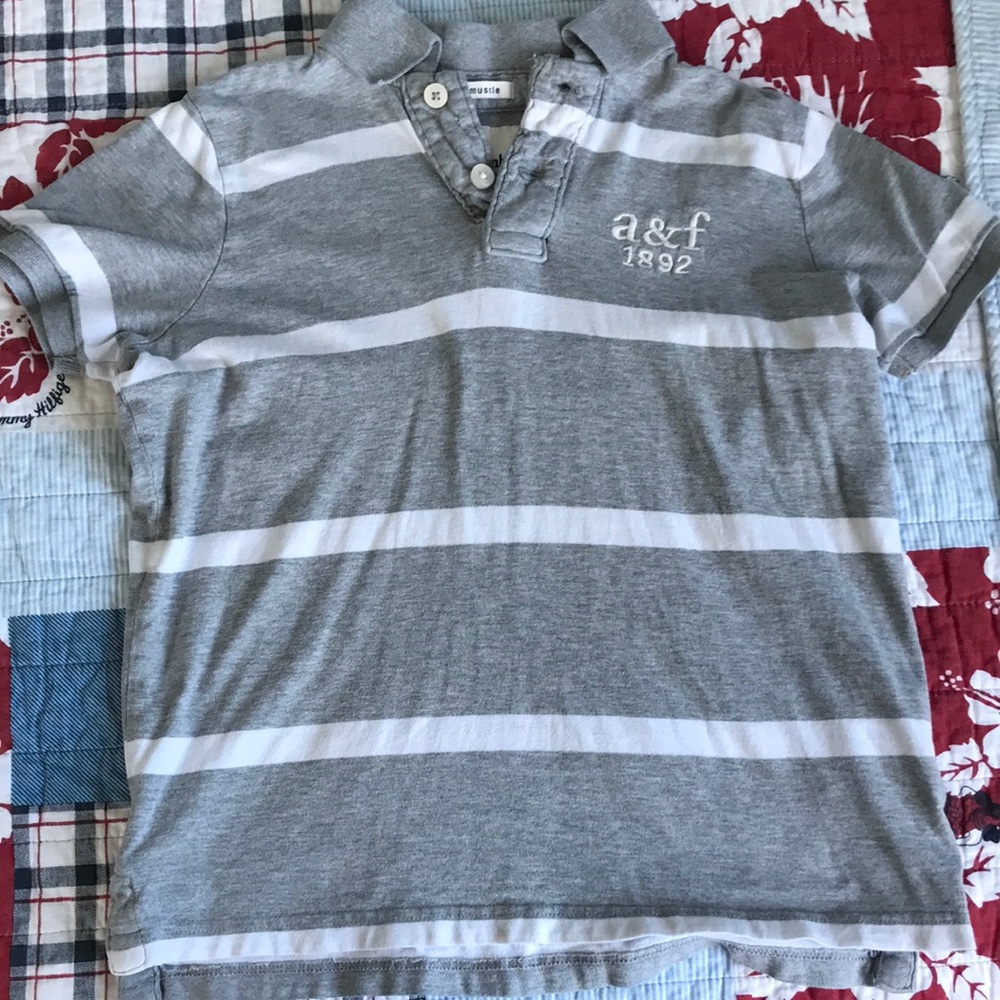 A&F Collared T